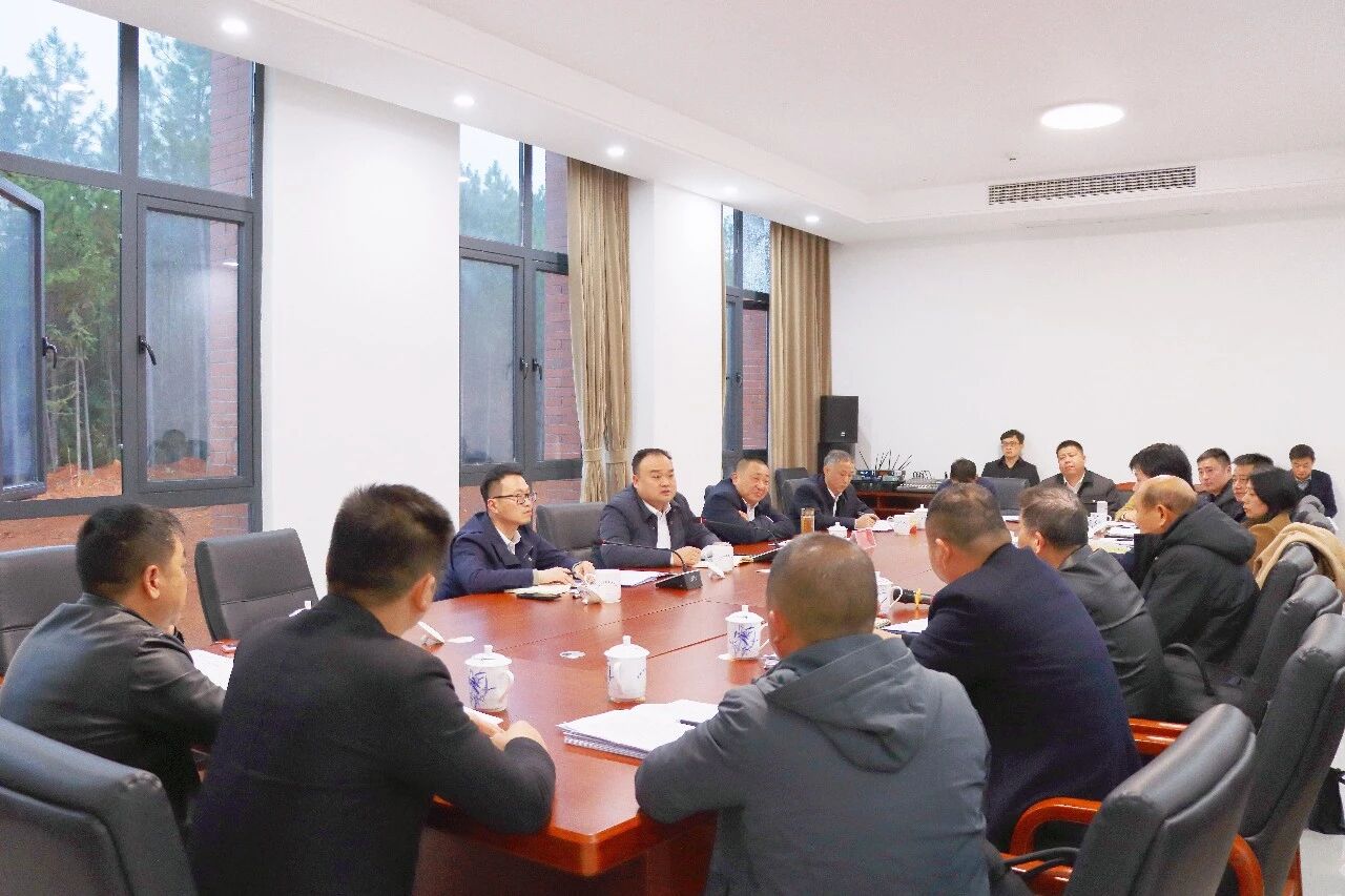 1770947088631872.jpg 1770947088631872.jpg